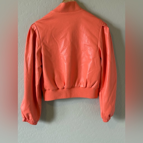 NWT House of Harlow 1960 Vegan Leather Bomber Jacket Coral - XS - Picture 4 of 9